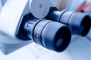 One of the symptoms of hyperthyroidism is blurred vision.