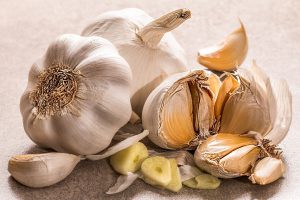 garlic bulb and cloves 