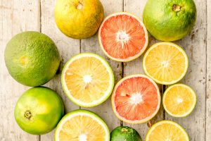 different kinds of citrus fruits